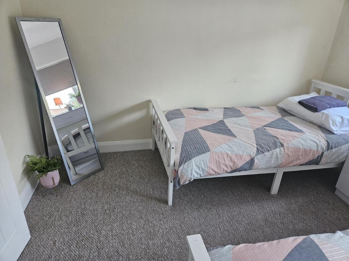 Leigh-On-Sea Retreat - 2 Bedroom Apartment Exterior photo